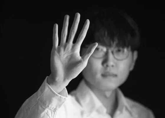 专二区一卡二卡乱码